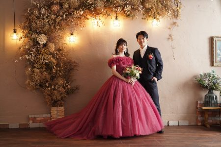 【衣装選びに迷ったら】ウエディングドレスとカラードレス、どっちにする？👗｜名古屋で婚礼写真・前撮りならスタジオカルペディエム